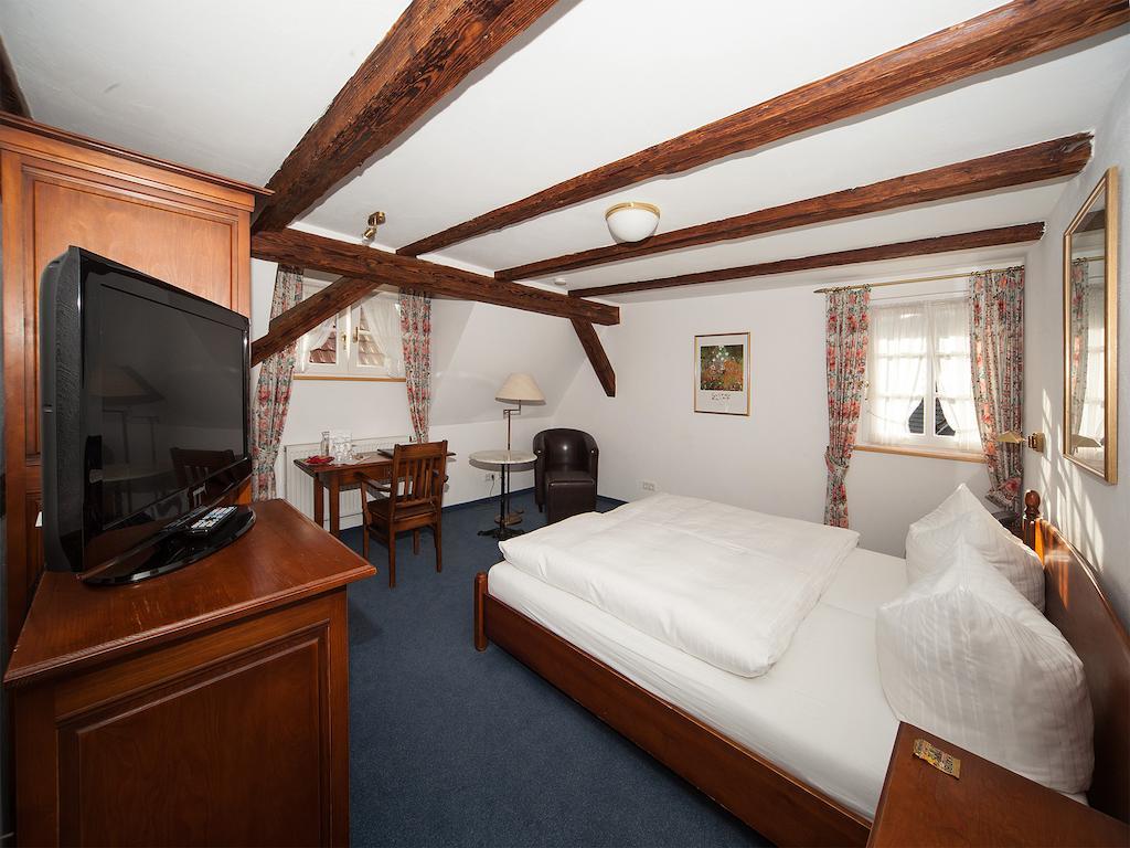 Hotel Engel Rheinmunster Zimmer foto