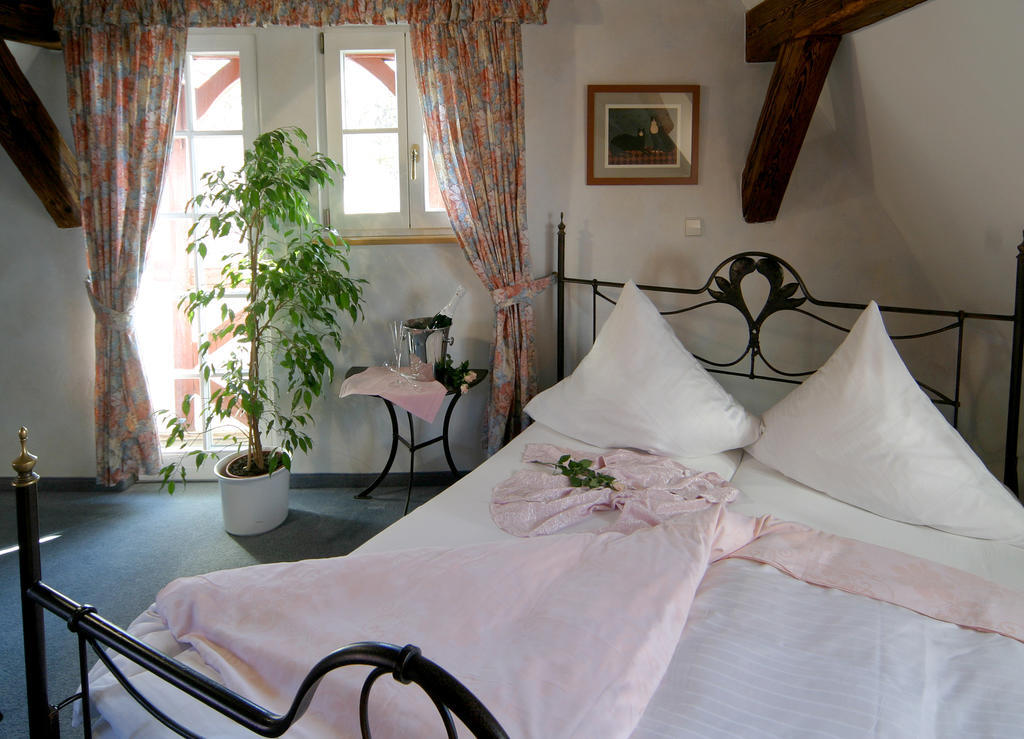 Hotel Engel Rheinmunster Zimmer foto